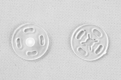Кнопки пришивные пластиковые 13 мм, блистер 24шт, цв.-прозрачные - купить в Новосибирске. Цена: 62.27 руб.