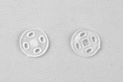 Кнопки пришивные пластиковые 10 мм, блистер 24шт, цв.-прозрачные - купить в Новосибирске. Цена: 48.41 руб.
